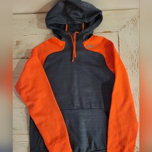 Nike Therma-Fit Hoodie